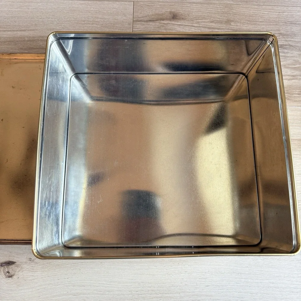 Monet gold Decorative Tin with‎ Lid - Artists garden